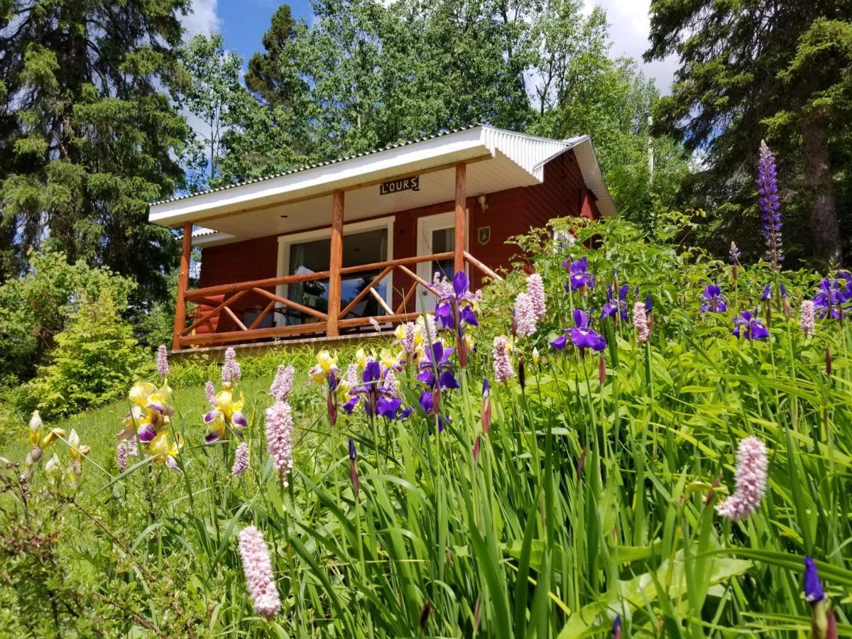 Kan-A-Mouche Pourvoirie Auberge Et Chalets Saint-Michel Kültér fotó